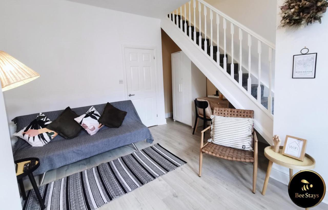 Bee Stays - Pickmere House Warrington Bagian luar foto