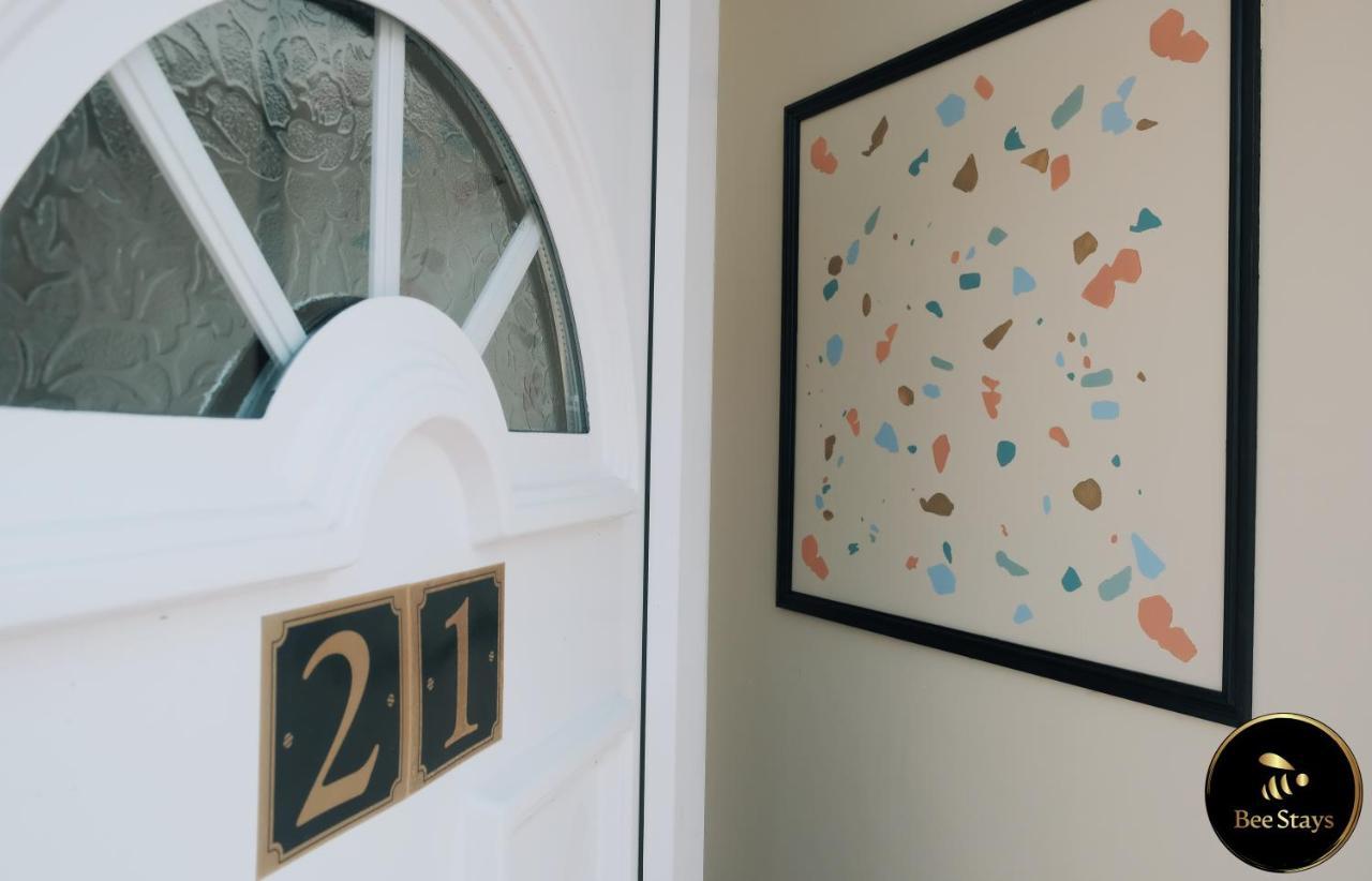 Bee Stays - Pickmere House Warrington Bagian luar foto